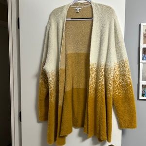 Cato cardigan size 26/28
